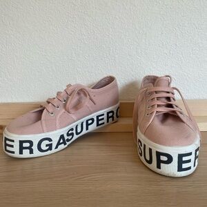 Superga sneakers size 38 worn once!